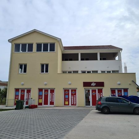 Apartments Figa 奥瑞比克 外观 照片